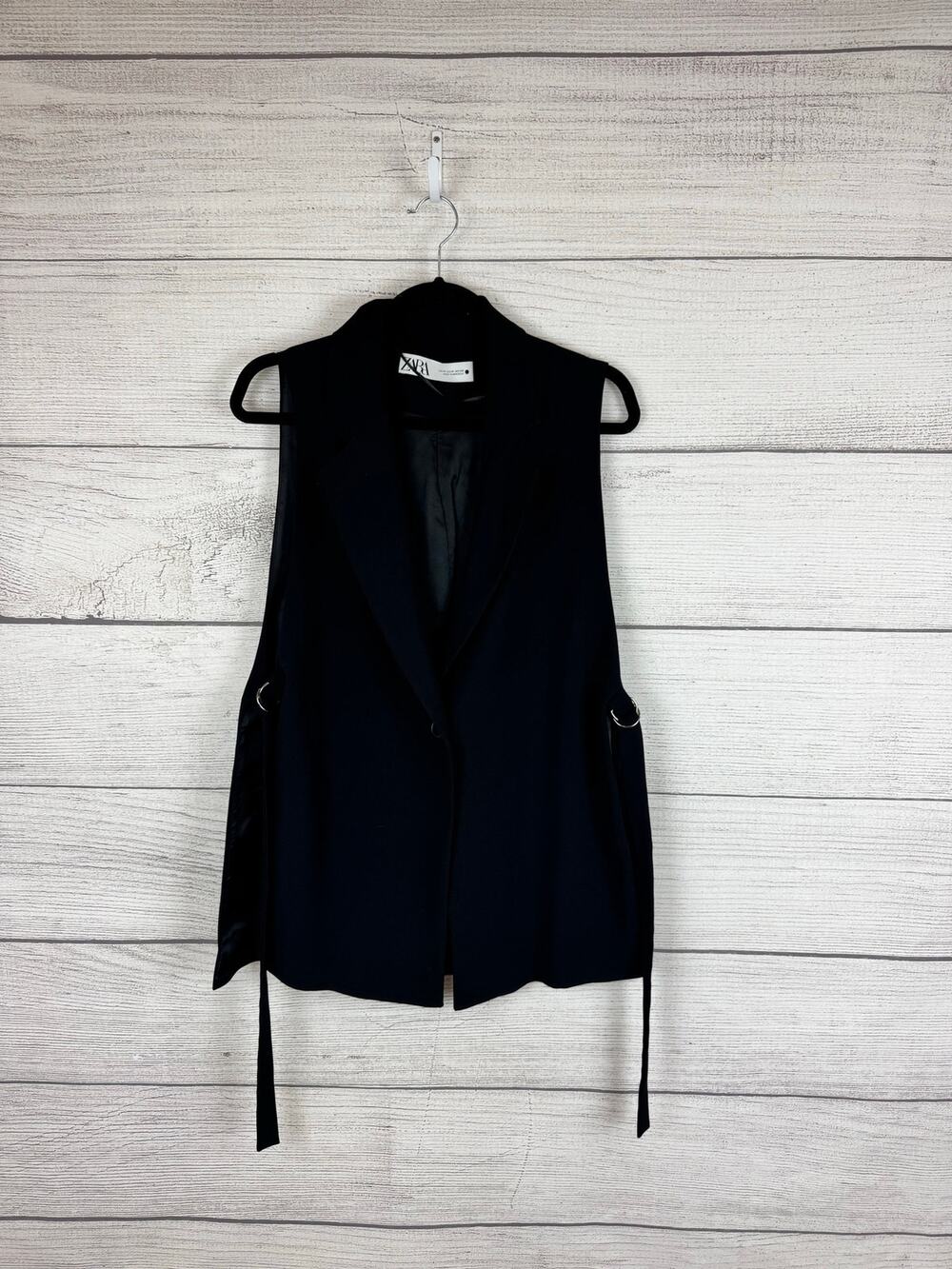 Zara Women's Black Sleeveless Longline Single Button Vest Size Medium